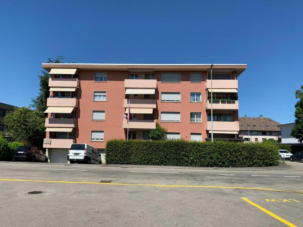 3 Zimmer Apartment mit Balkon Wynau Exterior foto